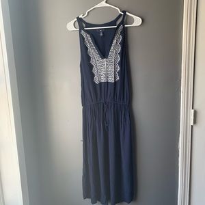 Gap embroidered  dress